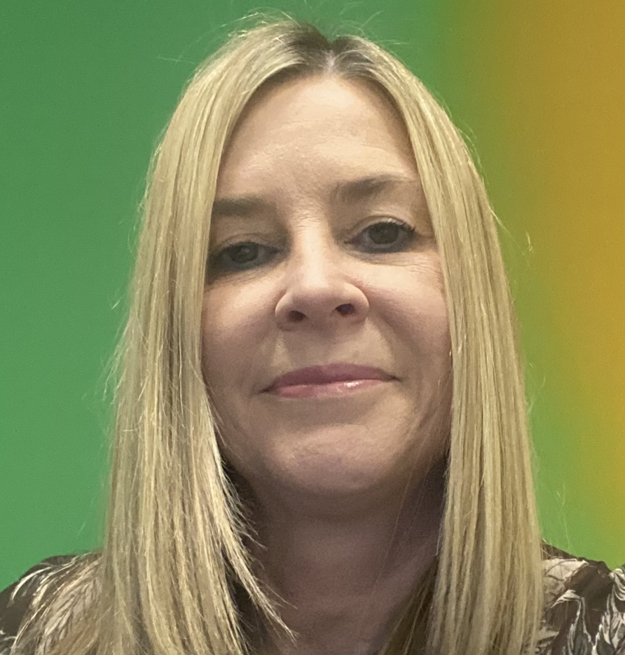Lorraine Mackin, Deloitte